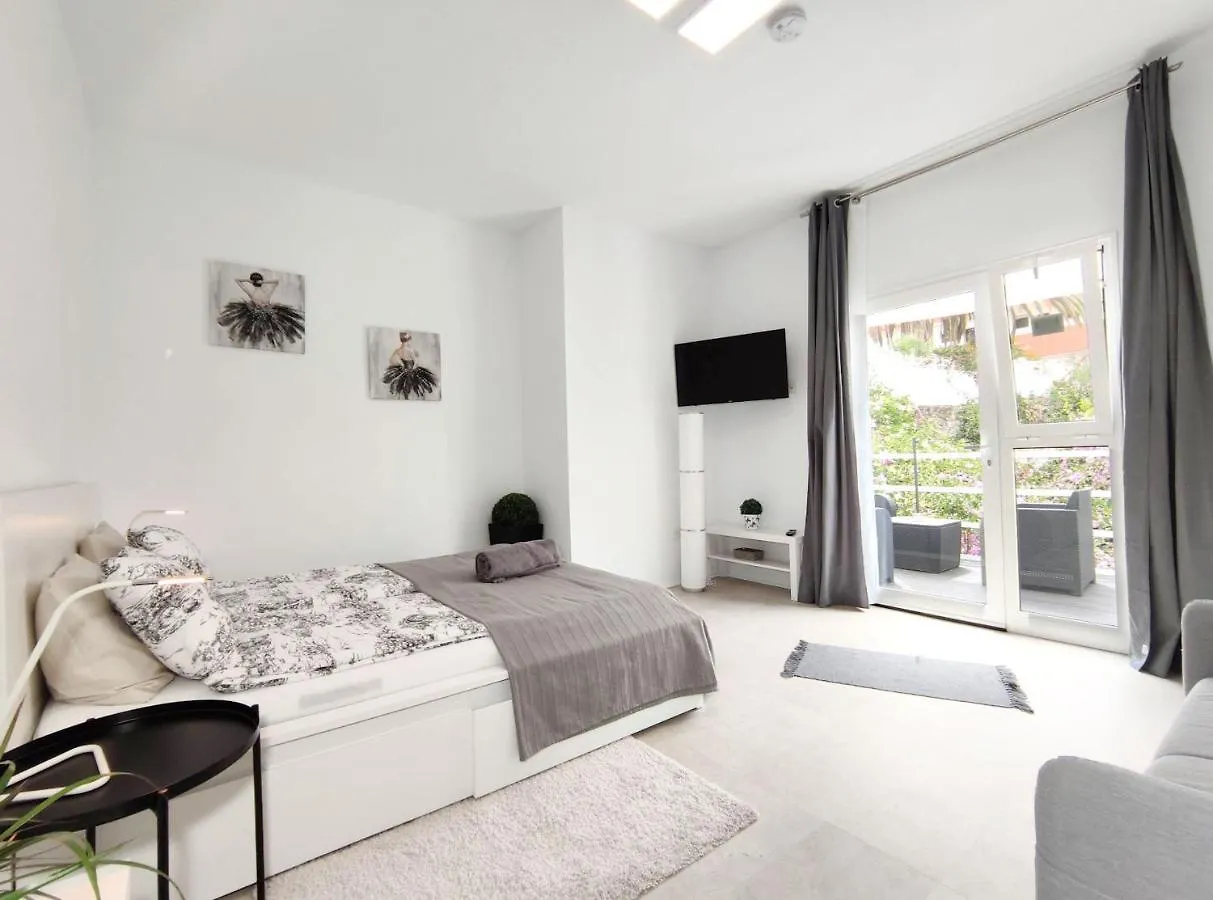 Room In Studio - Apatrment Fantastico 4 - Puerto De La Cruz - Tenerife Puerto de la Cruz (Tenerife)